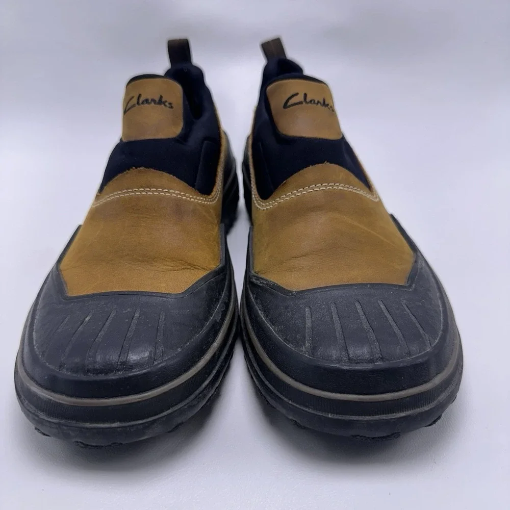 Clarks Muckers Slip on Duck BOOTS Women Size 7m Leather Waterproof Moccasins